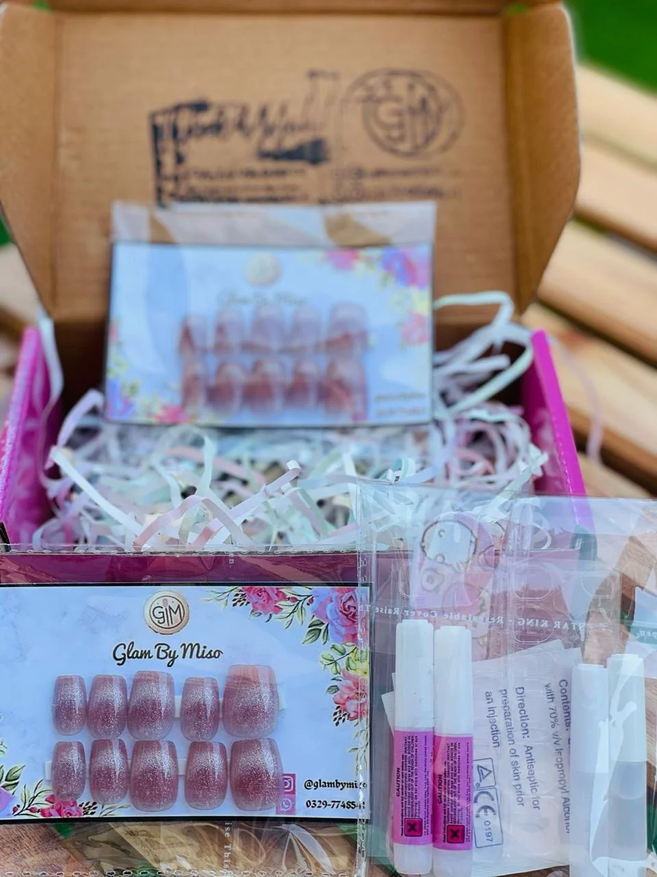 Rose Gold Glitter Press-On Nails – Luxe & Trendy