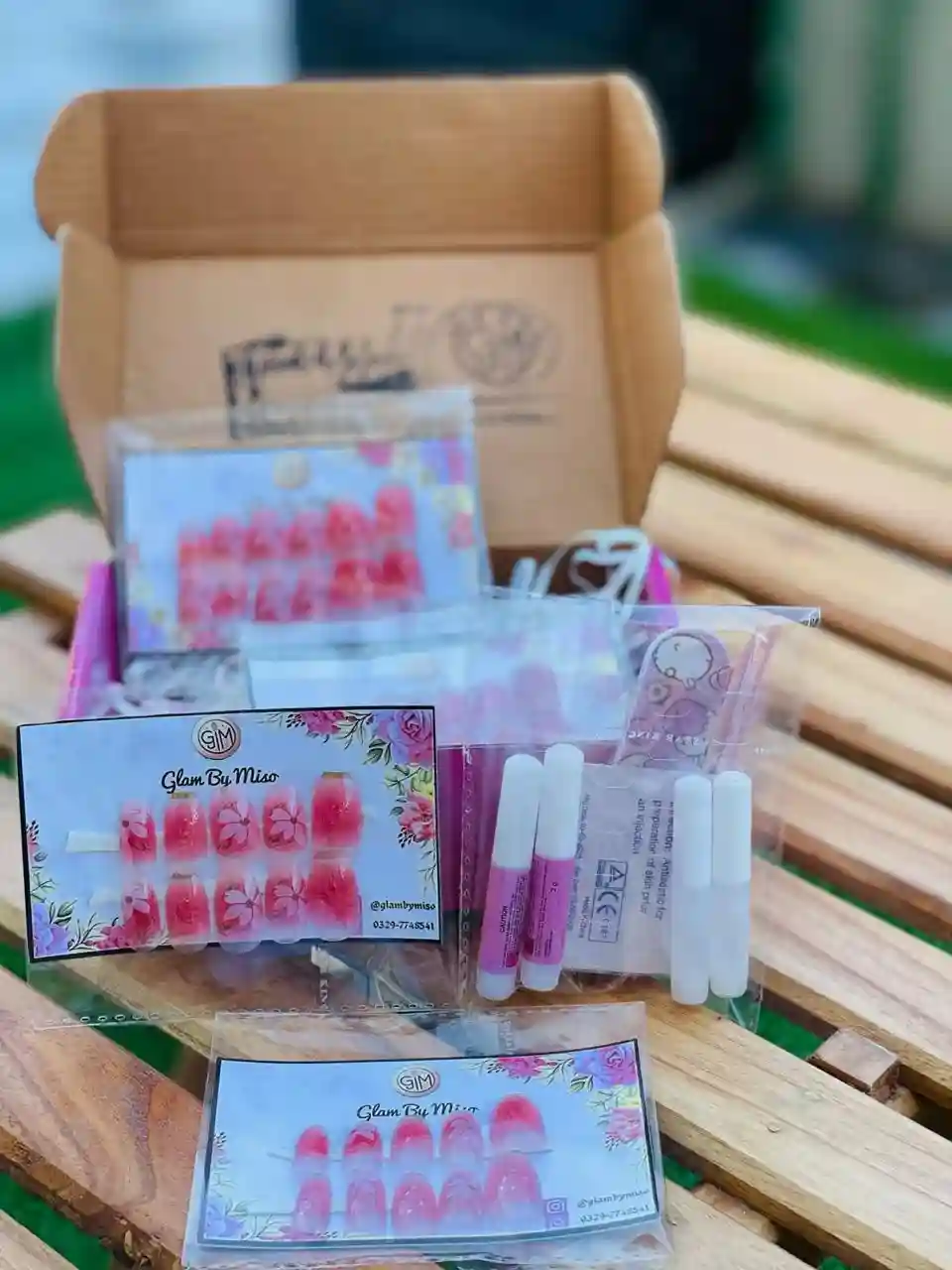 Blossom Pink Floral Press-On Nails – A Touch of Elegance & Charm ��